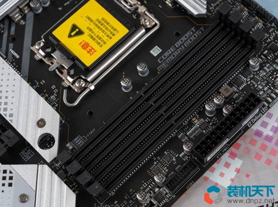 12700KF搭配RTX3080Ti高颜值高性能白色电脑主机组装实录